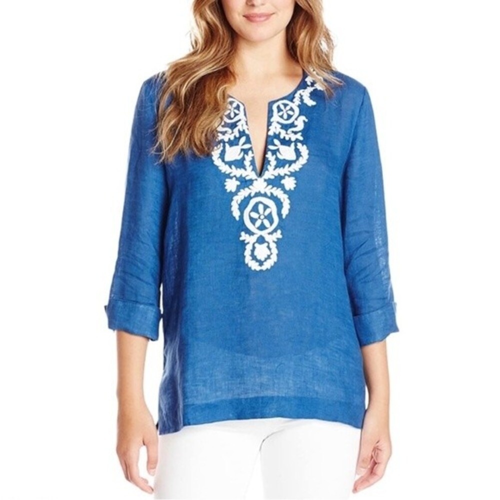 Lilly Pulitzer Blue Amelia embroidery linen top